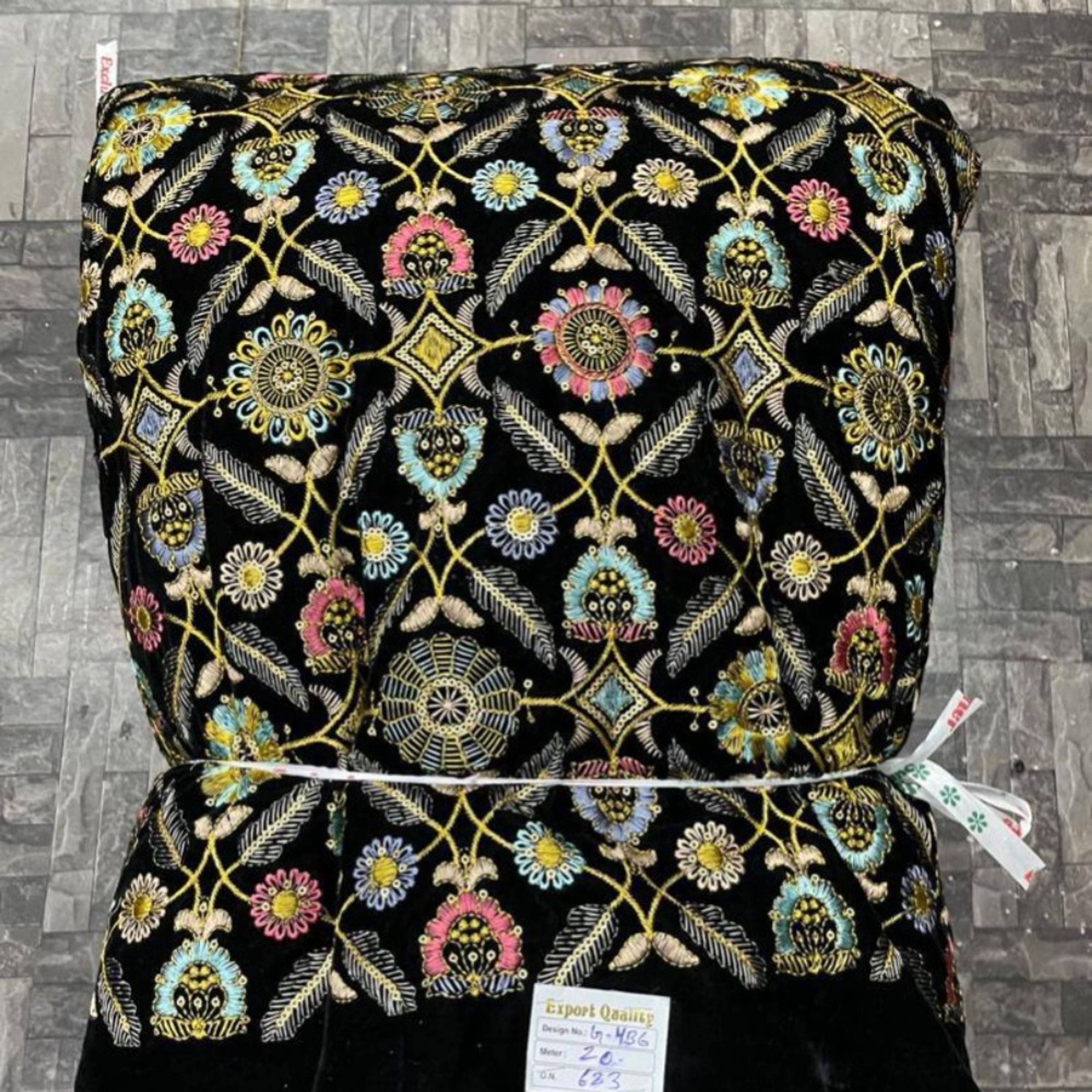 خرید آنلاین مخمل سوزندوزی G436
