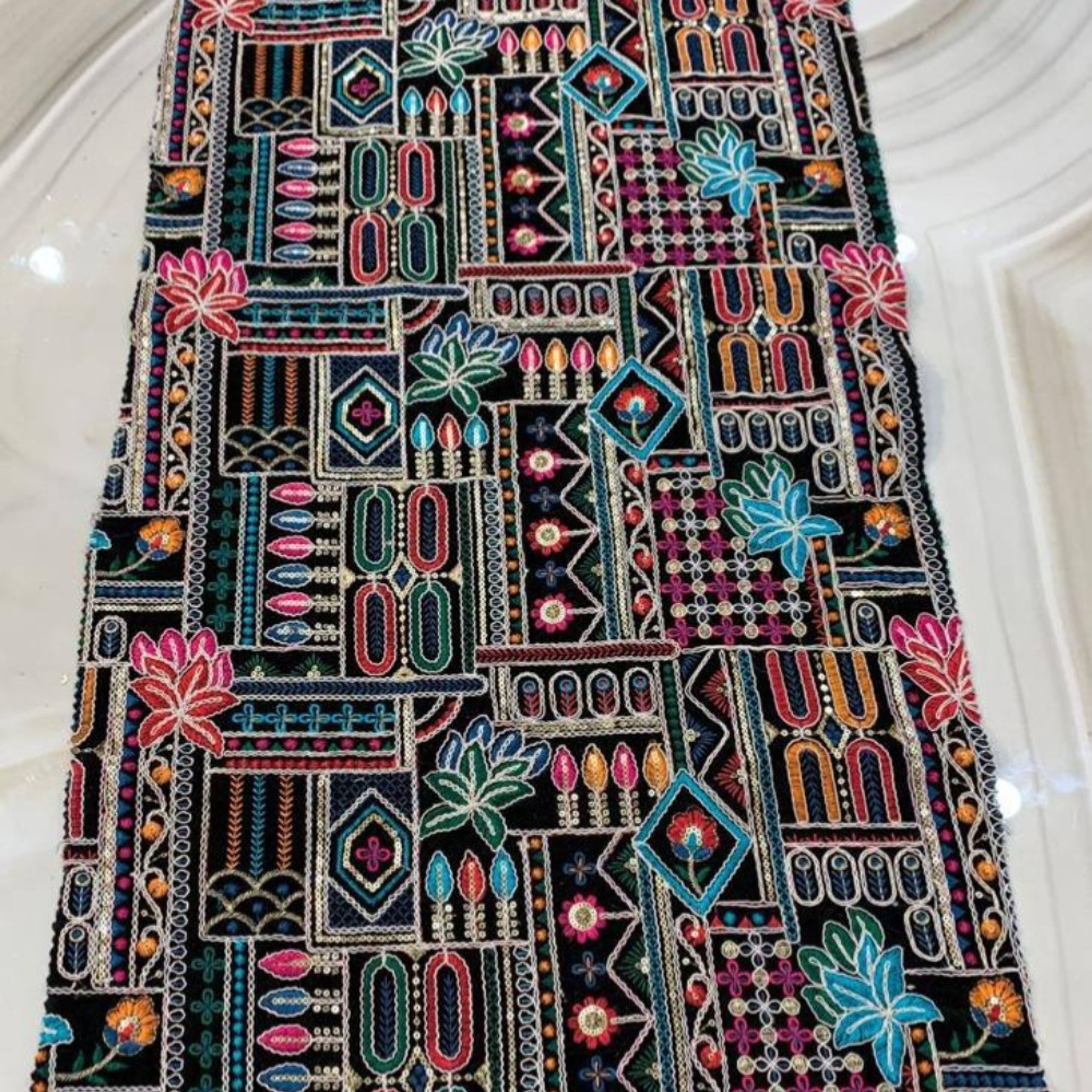 خرید اینترنتی مخمل سوزندوزی J3767