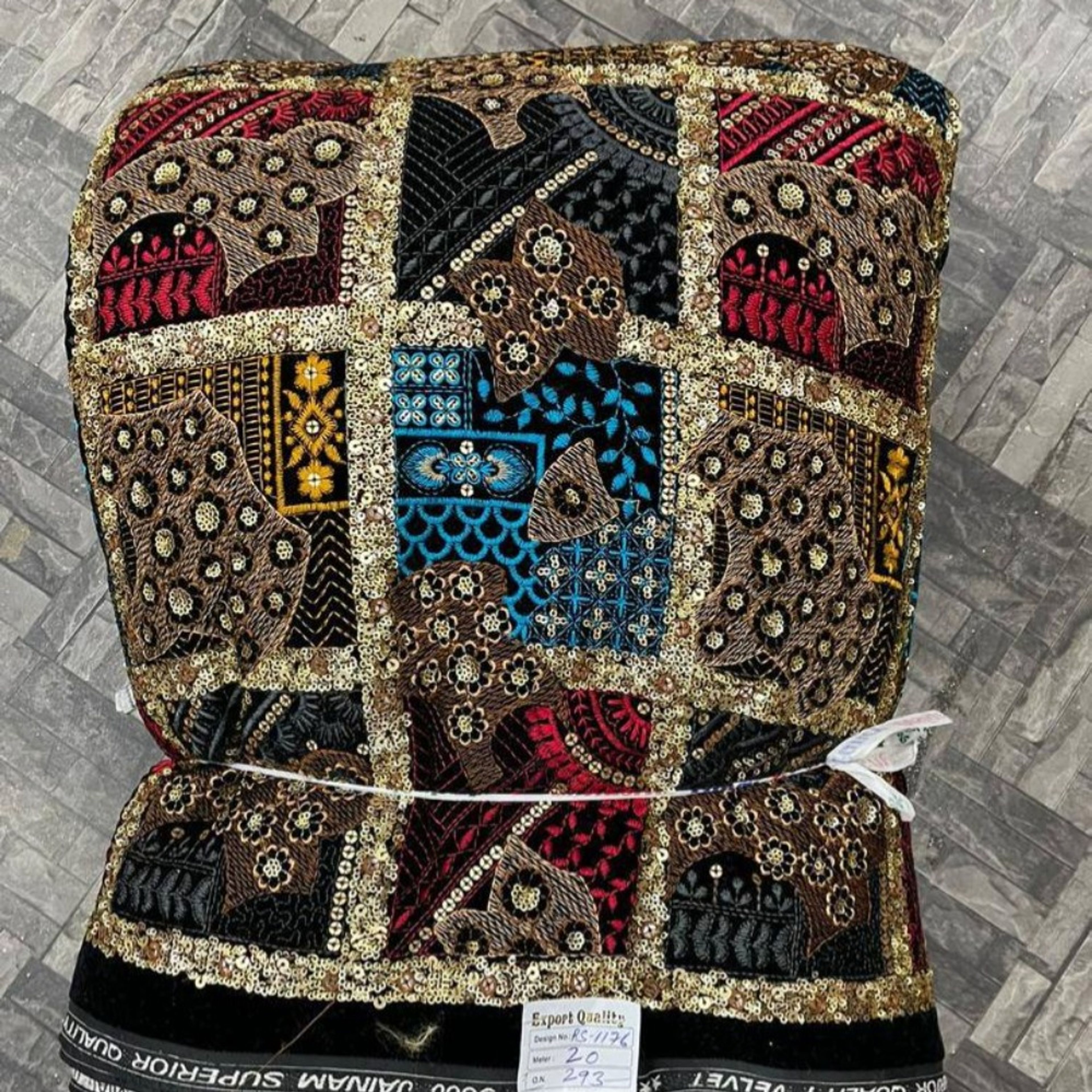 خرید آنلاین مخمل سوزندوزی RS1176