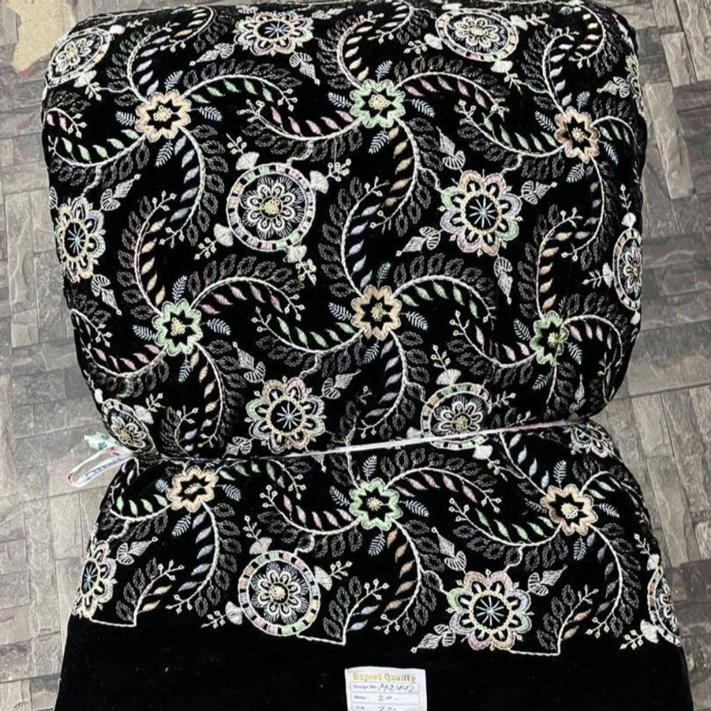 فروش اینترنتی مخمل سوزندوزی M2442