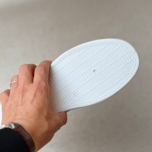 خرید اینترنتی قیمت ونس بزرگسال طرح مک کویین از کی شوز کد G1K 4051603