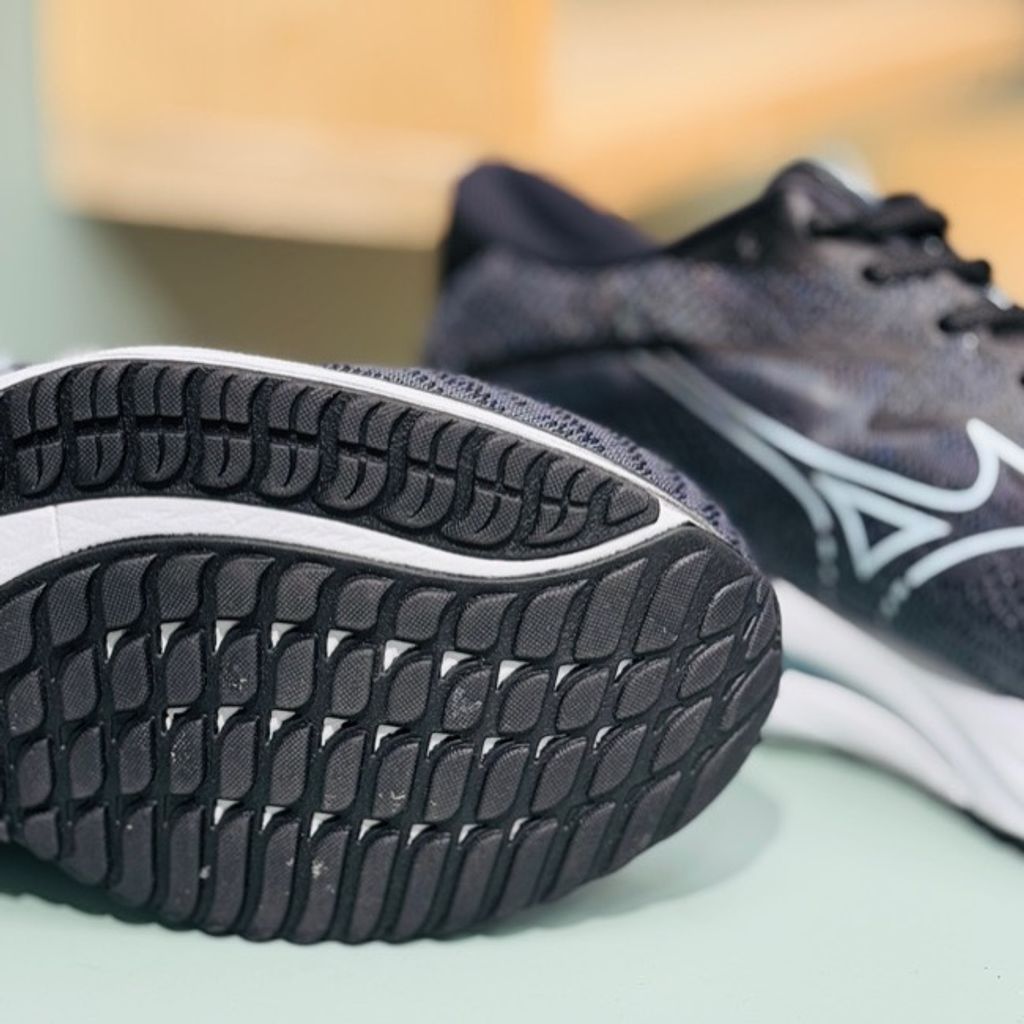 خرید اینترنتی قیمت کتونی رانینگ میزانو آسترو پلاس MIZUNO Wave rider کد 4051801