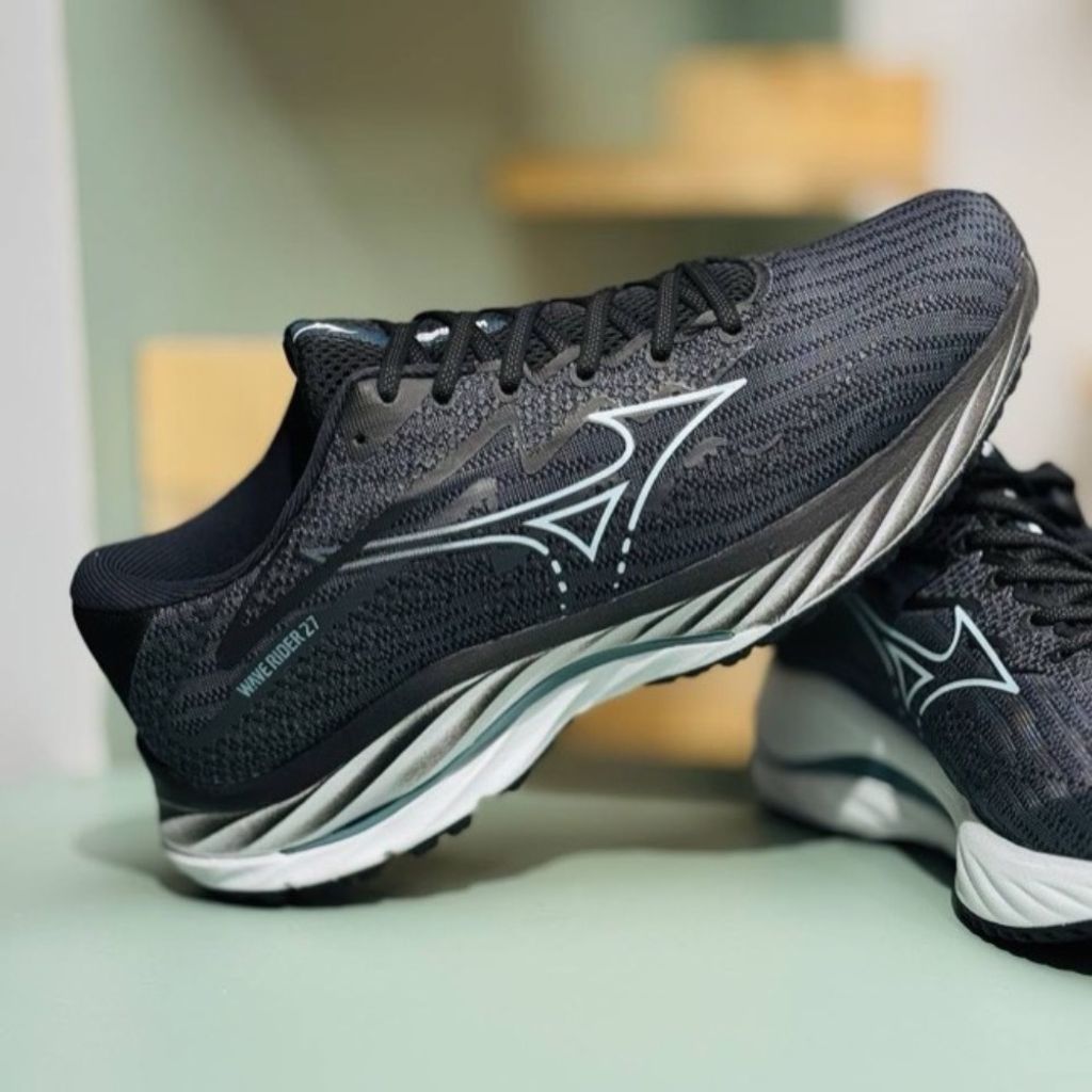 مشخصات کتونی رانینگ میزانو آسترو پلاس MIZUNO Wave rider کد 4051801