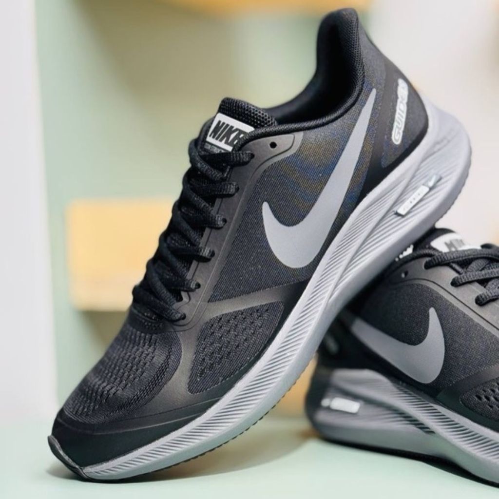 خرید انلاین کتونی Running نایک گاید 10 Nike Guide کد 4051802