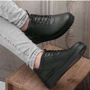 مشخصات کفش کتونی مردانه مدل فروزان رنگ تمام مشکی