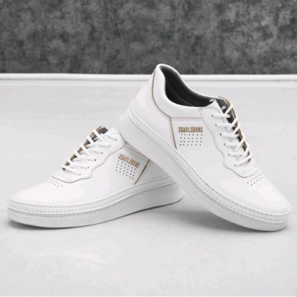 فروش اینترنتی کفش کتونی مردانه مدل فروزان رنگ سفید