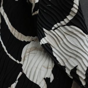 فروش اینترنتی پارچه ژاکارد ( پلیسه ای )