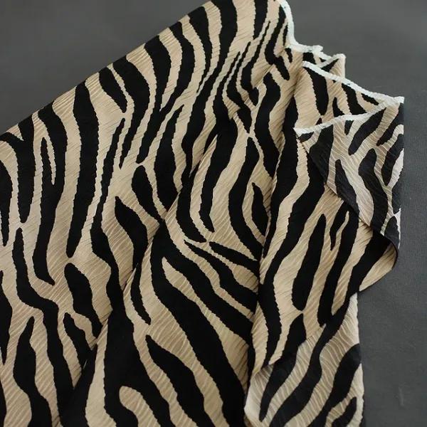 پارچه ژاکارد ( پلیسه ای )