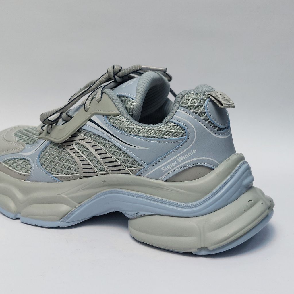 قیمت ارزان کتونی سوپر وینی با کیفیت super winnie