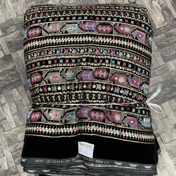 مخمل سوزندوزی M2440