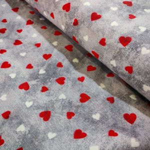 مشخصات پارچه ملحفه مدل پتینه طرح قلب قرمز  عرض 2 متر