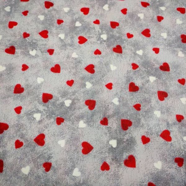 پارچه ملحفه مدل پتینه طرح قلب قرمز  عرض 2 متر