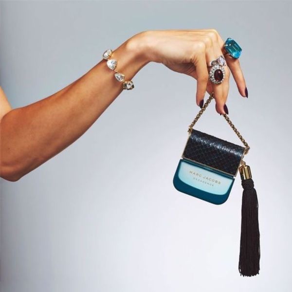 عطر ادکلن مارک جاکوبز دکادنس-Marc Jacobs Decadence مناسب فصول سرد سال مانن