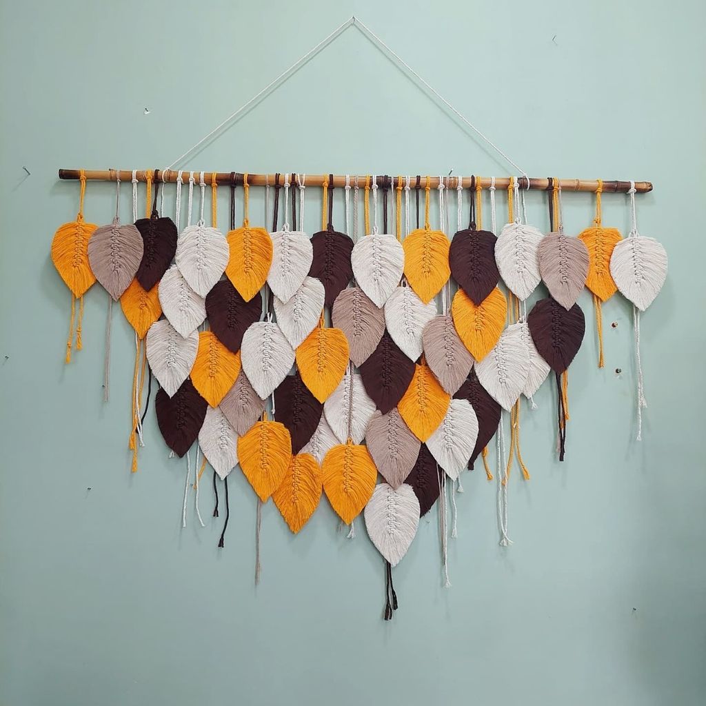 خرید آنلاین دیوارکوب لاکچری برگ مکرومه طرح شاهین