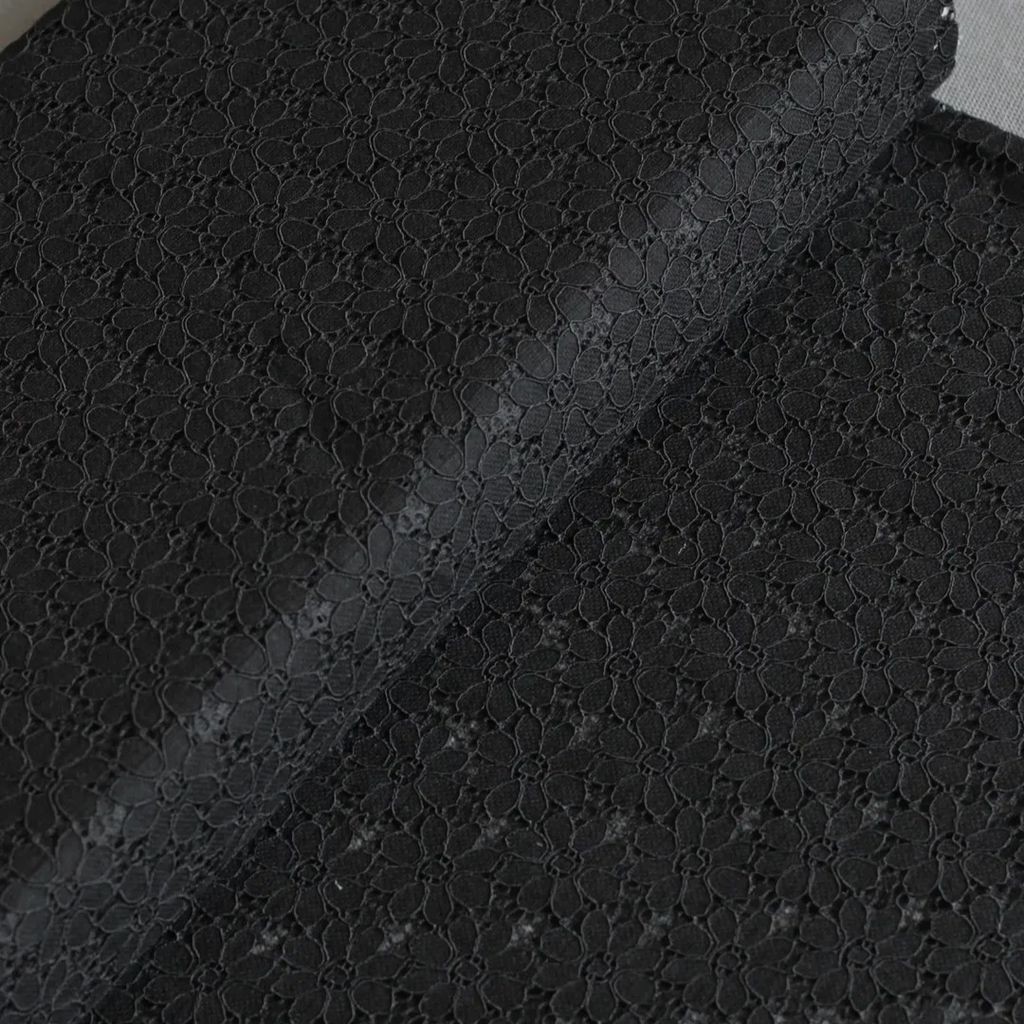 فروش اینترنتی پارچه دانتل فرانسه