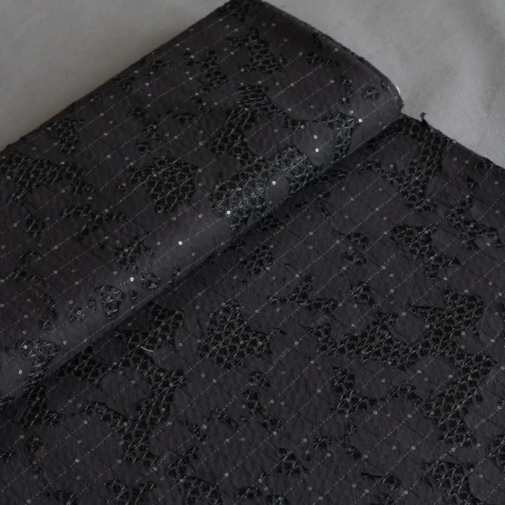 قیمت پارچه دانتل قلاب بافی