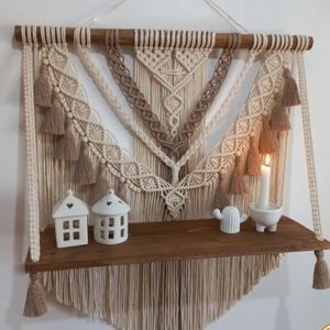 شلف دیواری مکرومه بافی