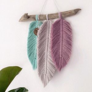 دیوارکوب اویز سه برگ مکرمه طرح مونا