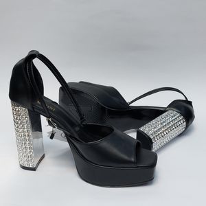 خرید اینترنتی کفش مجلسی زنانه پاشنه نگین دار