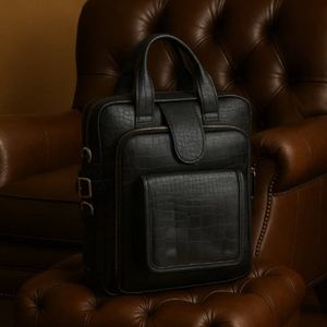 کیف اداری و دانشجویی تمام چرم گاوی