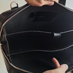 خرید اینترنتی کیف اداری چرم طبیعی گاوی