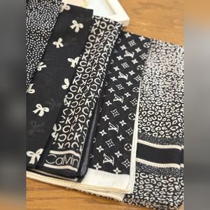 قیمت مینی اسکارف سفید مشکی نخ پنبه