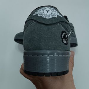 خرید انلاین کتونی مردانه نایک جردن وودو مشکی طوسی کیفیت بالا