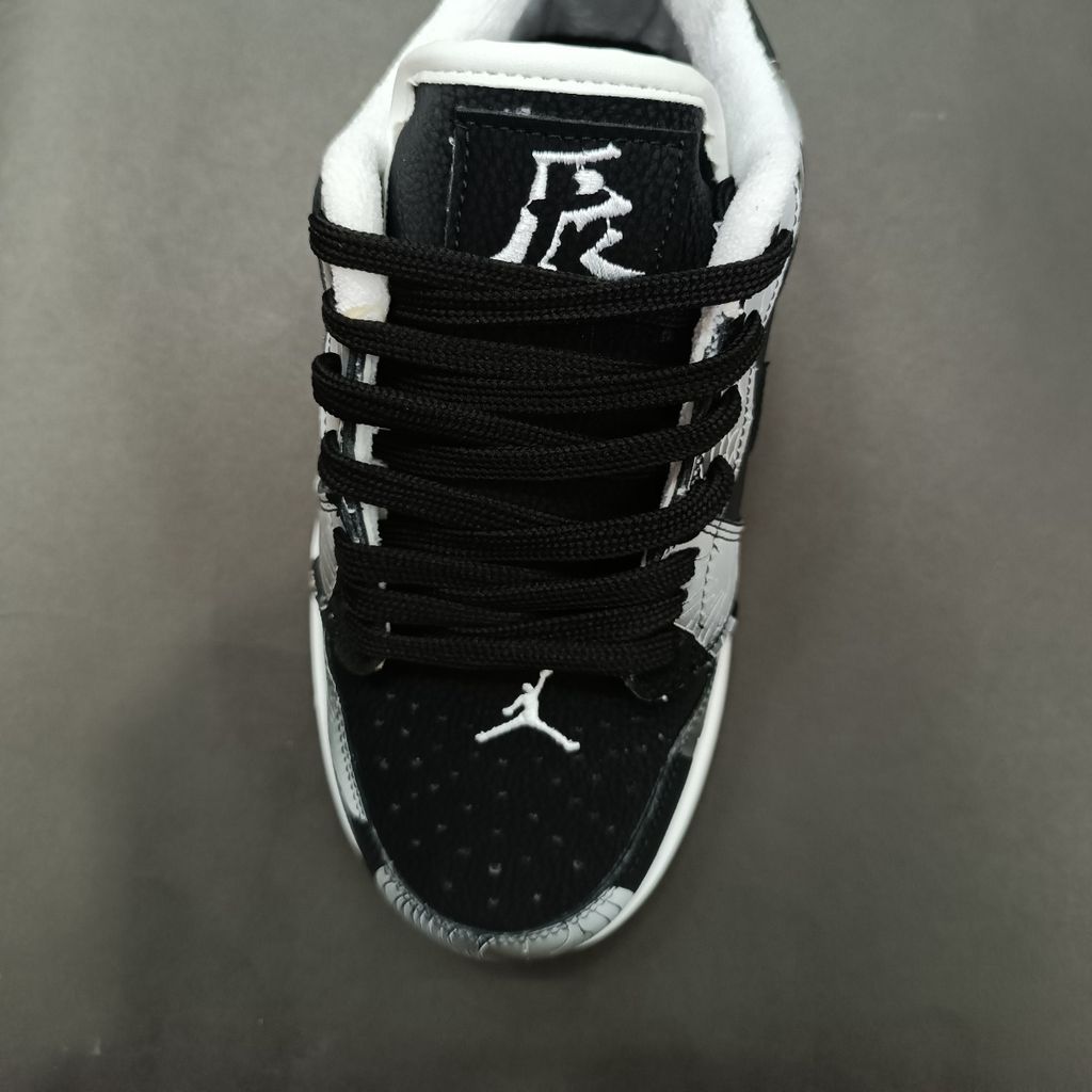 خرید انلاین کتونی مردانه جردن دراگون طرح جدید کیفیت بالا