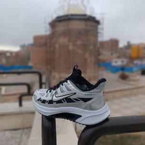 کتونی مردانه نایک p6000 نقره ای کیفیت بالا