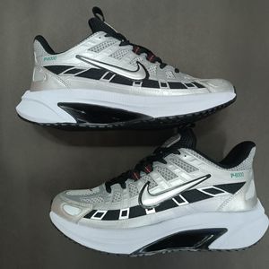 قیمت کتونی مردانه نایک p6000 نقره ای کیفیت بالا