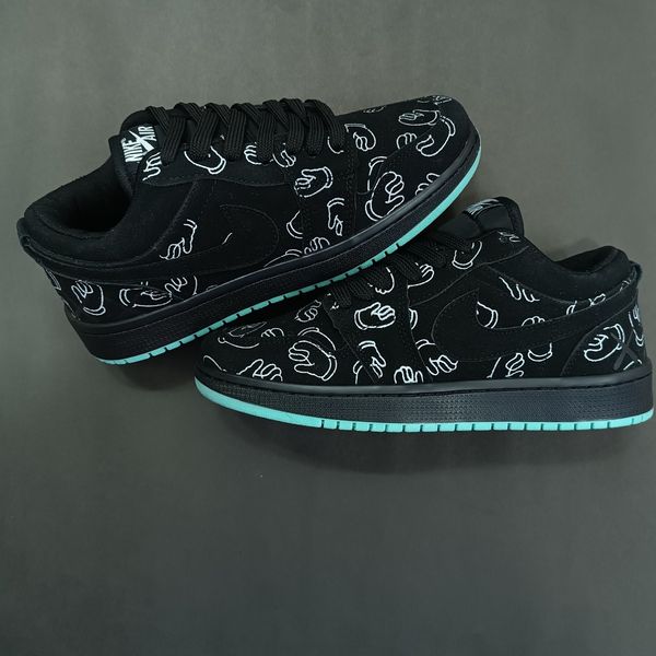 کتونی مردانه جردن کاز jordan kaws مشکی کیفیت بالا