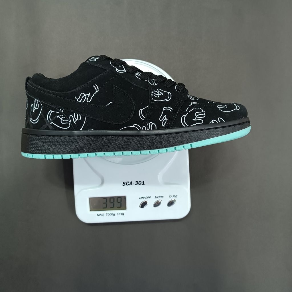 قیمت کتونی مردانه جردن کاز مشکی کیفیت بالا