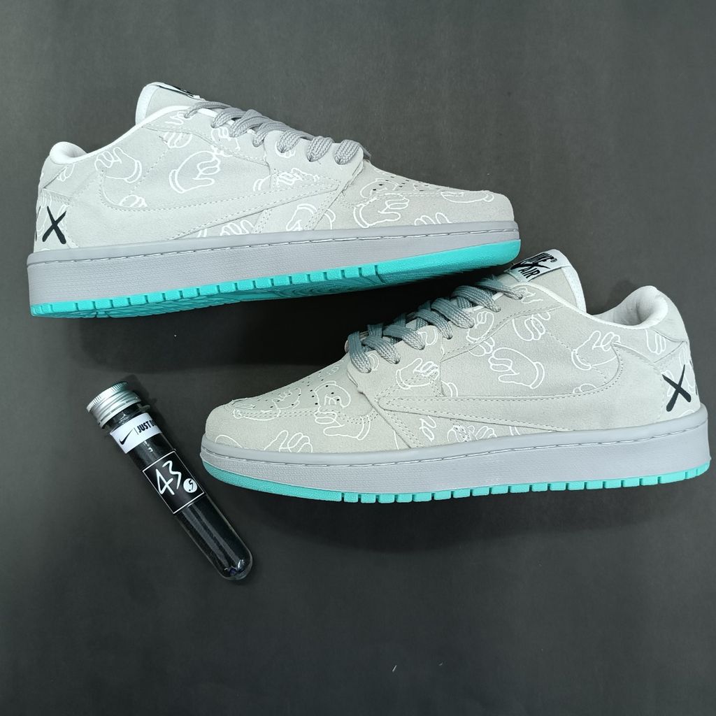 فروش اینترنتی کتونی مردانه جردن کاز طوسی کیفیت بالا