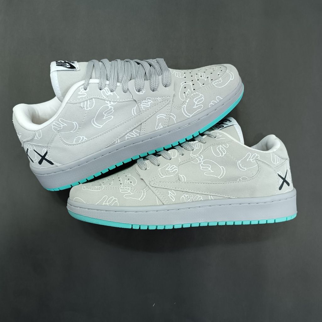 خرید انلاین کتونی مردانه جردن کاز طوسی کیفیت بالا