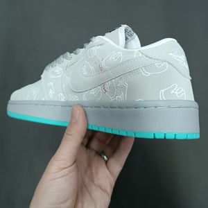 فروش اینترنتی کتونی مردانه جردن کاز طوسی کیفیت بالا