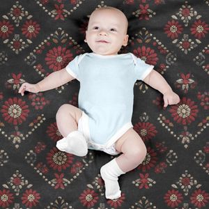 خرید اینترنتی پارچه مخمل روبالشی پارچه باما طرح سه بعدی فرش ایرانی کد 5014583