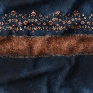 پارچه مخمل روبالشی پارچه باما طرح سه بعدی فرش ایرانی کد 5014600