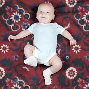 فروش اینترنتی پارچه مخمل روبالشی پارچه باما طرح سه بعدی فرش ایرانی کد 5014621