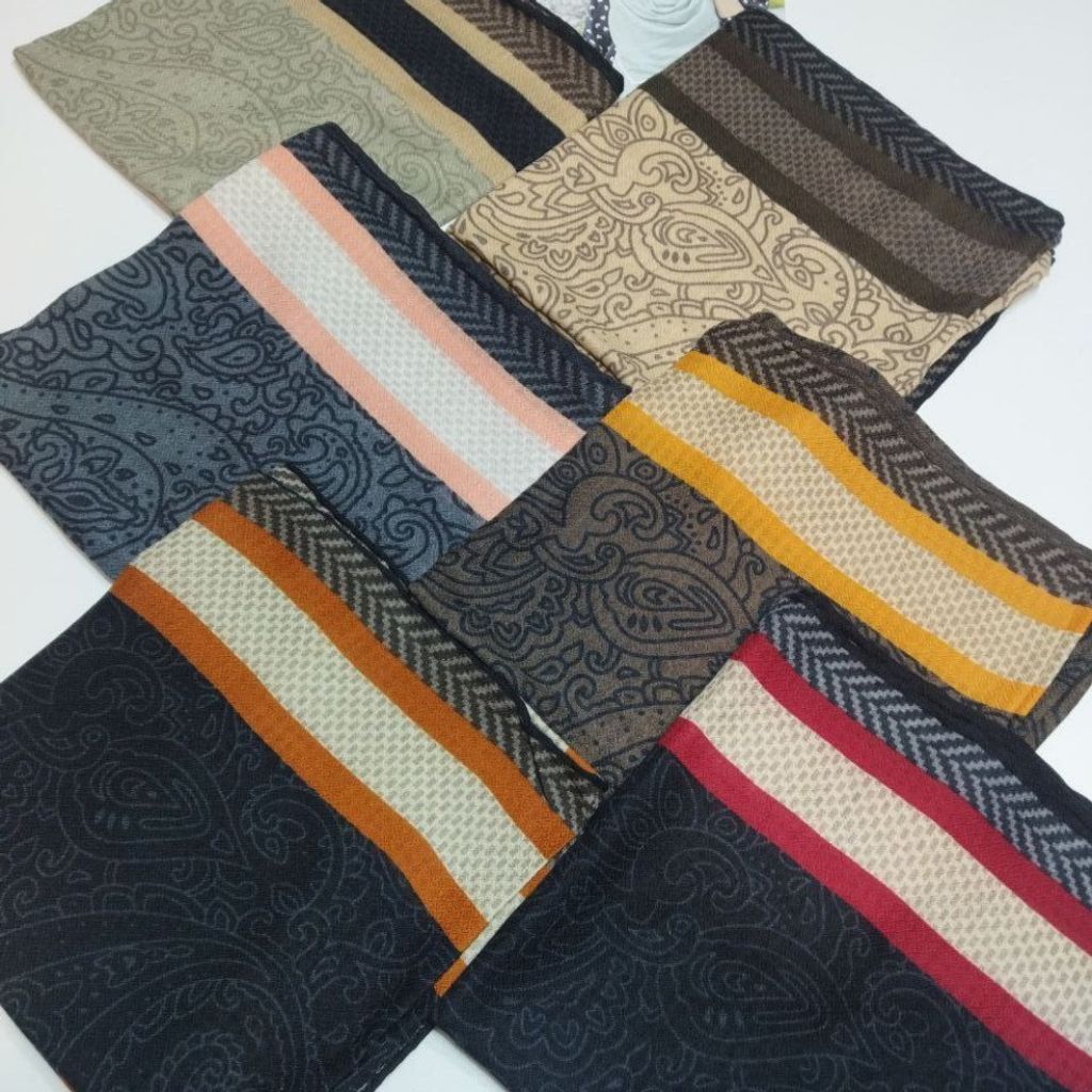 خرید آنلاین روسری نخی دست‌دوز پارچه زنبوری ضخیم پاییزه