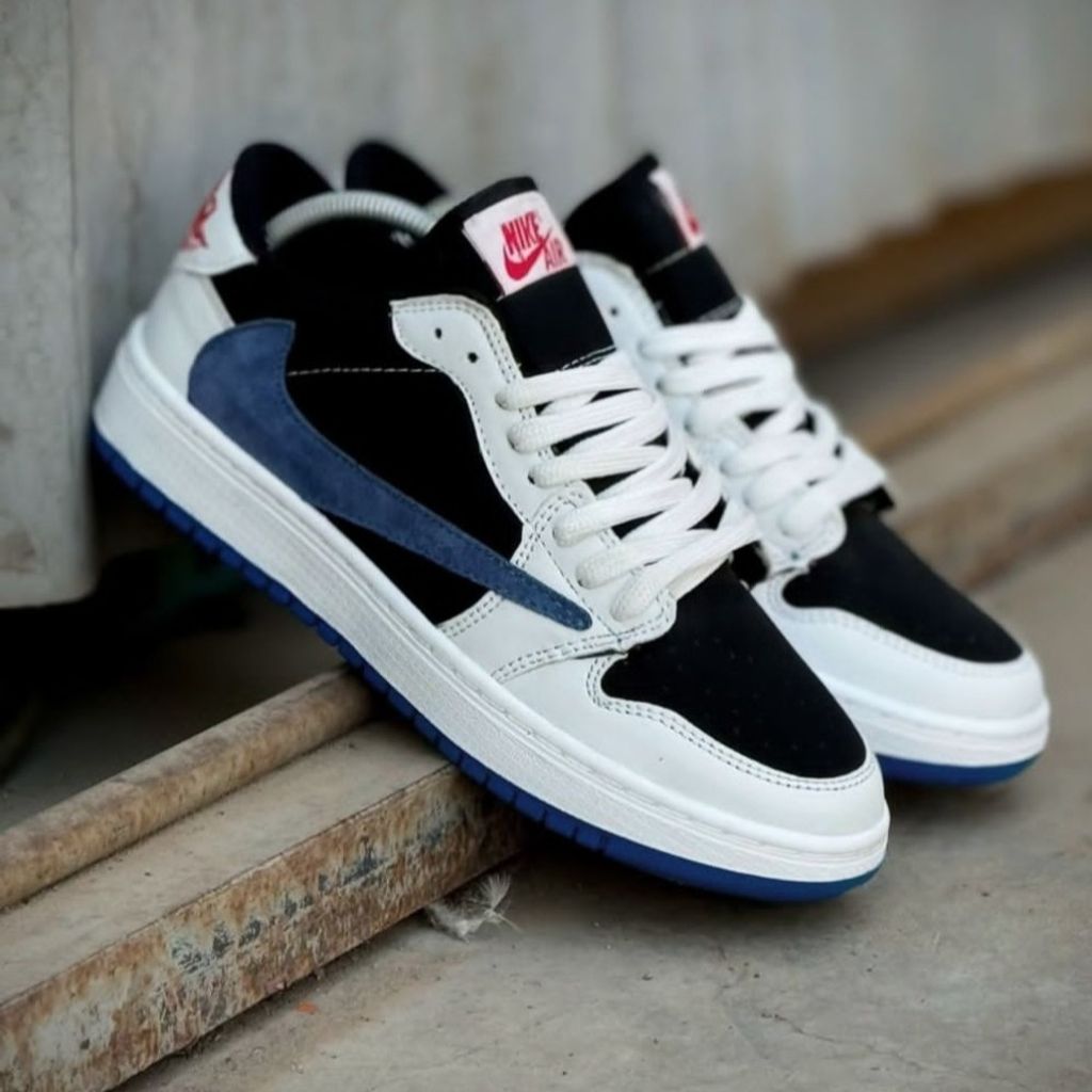 قیمت کفش جردن تراویس مردانه رنگ سفید مشکی