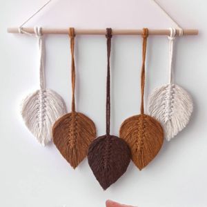 دیوارکوب برگ مکرومه بافی طرح ماریا