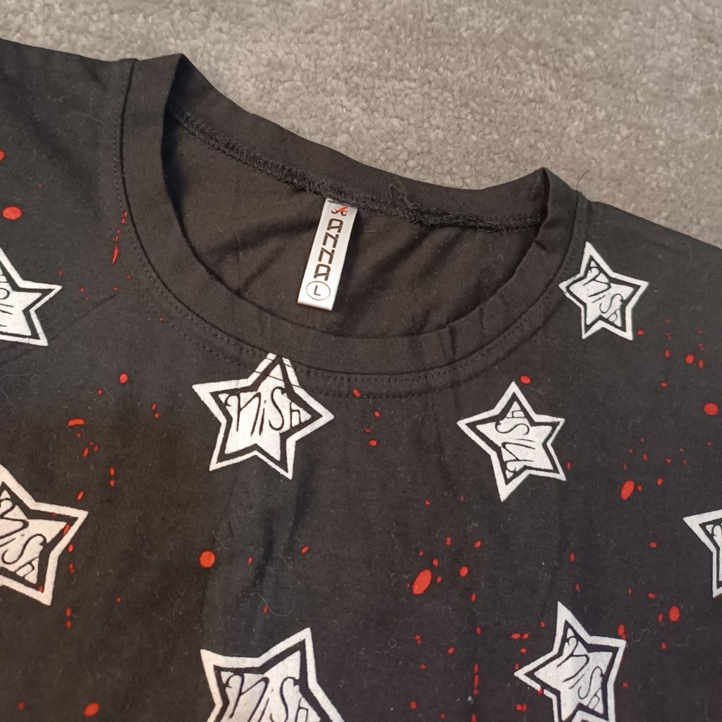 خرید آنلاین تیشرت مشکی طرح دار وارداتی