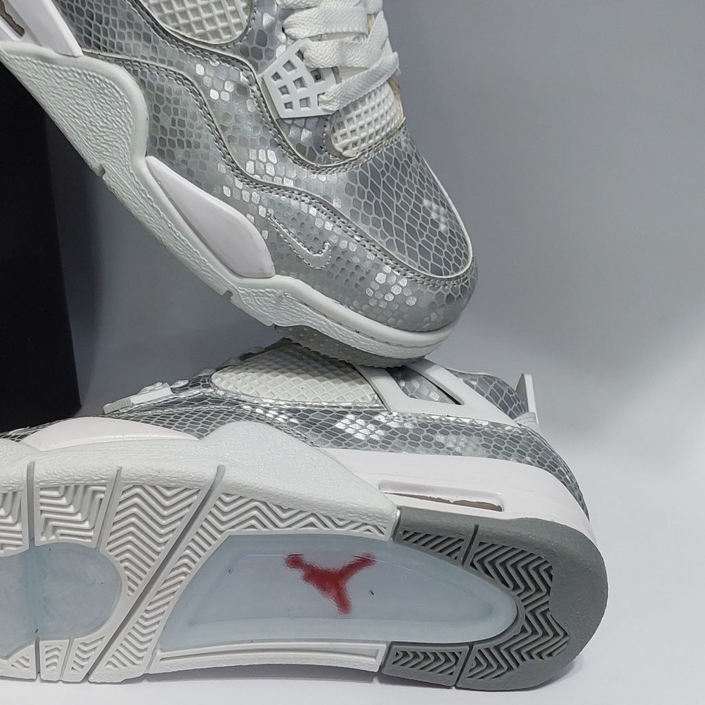 خرید انلاین کتونی نایک جردن 4 مامبا Nike Jordan 4  Mamba کیفیت بالا