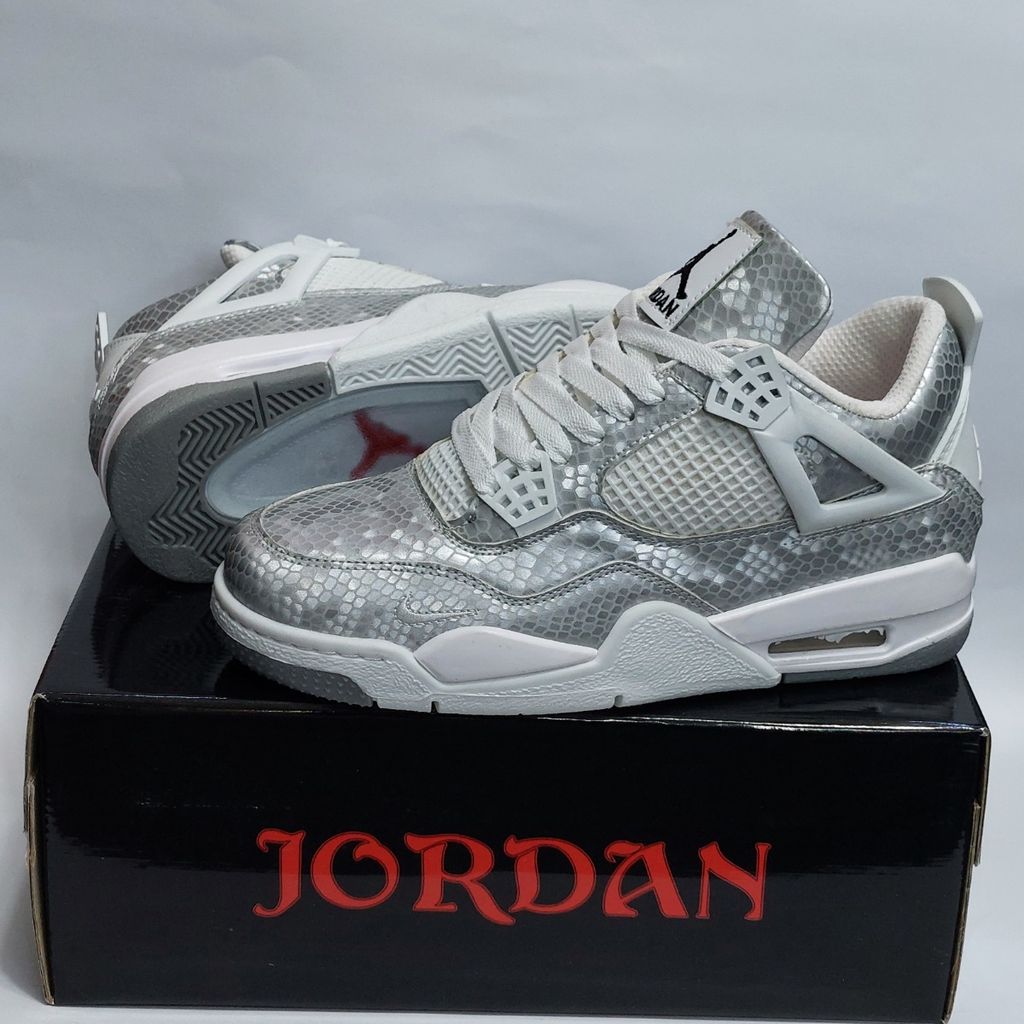 قیمت کتونی نایک جردن 4 مامبا Nike Jordan 4  Mamba کیفیت بالا