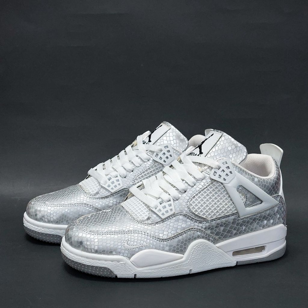 مشخصات کتونی نایک جردن 4 مامبا Nike Jordan 4  Mamba کیفیت بالا