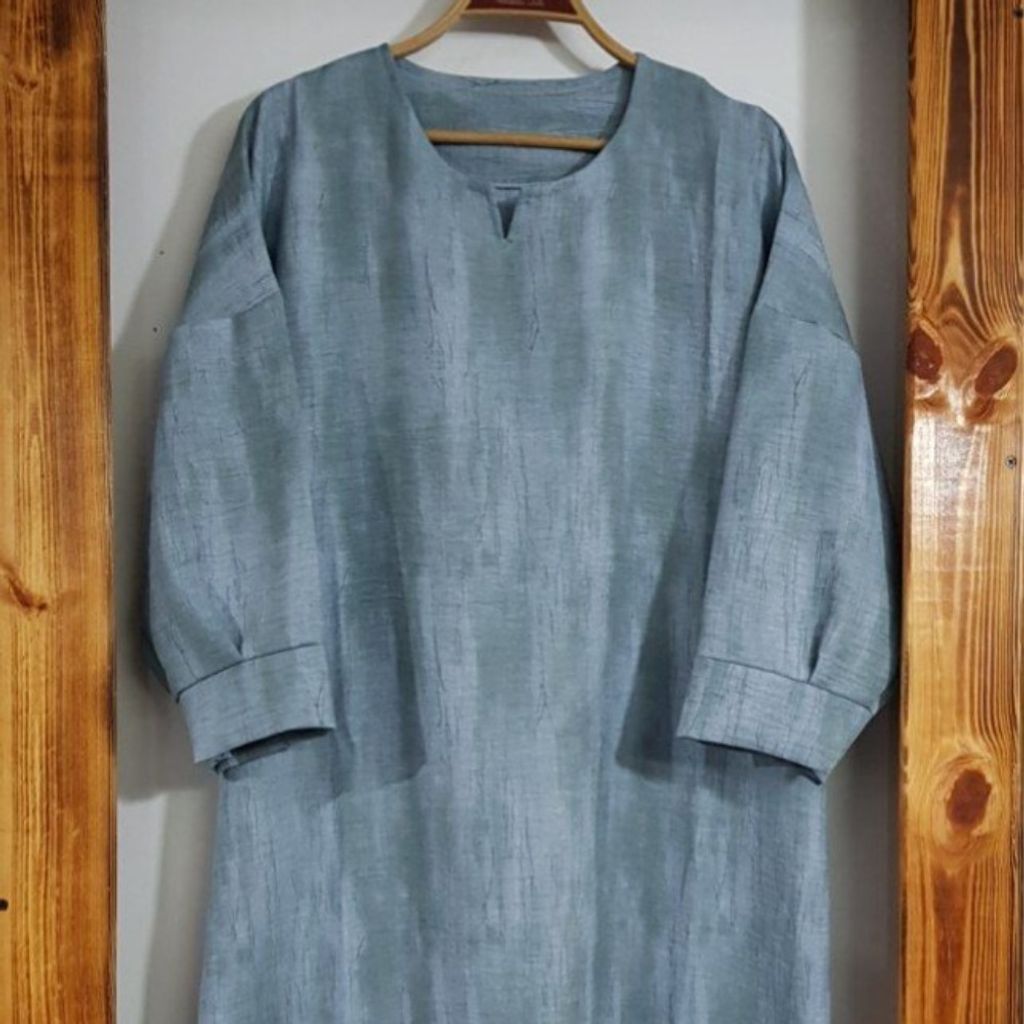 مشخصات پیراهن یقه کوبایی