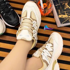 کتونی اسپرت شیک