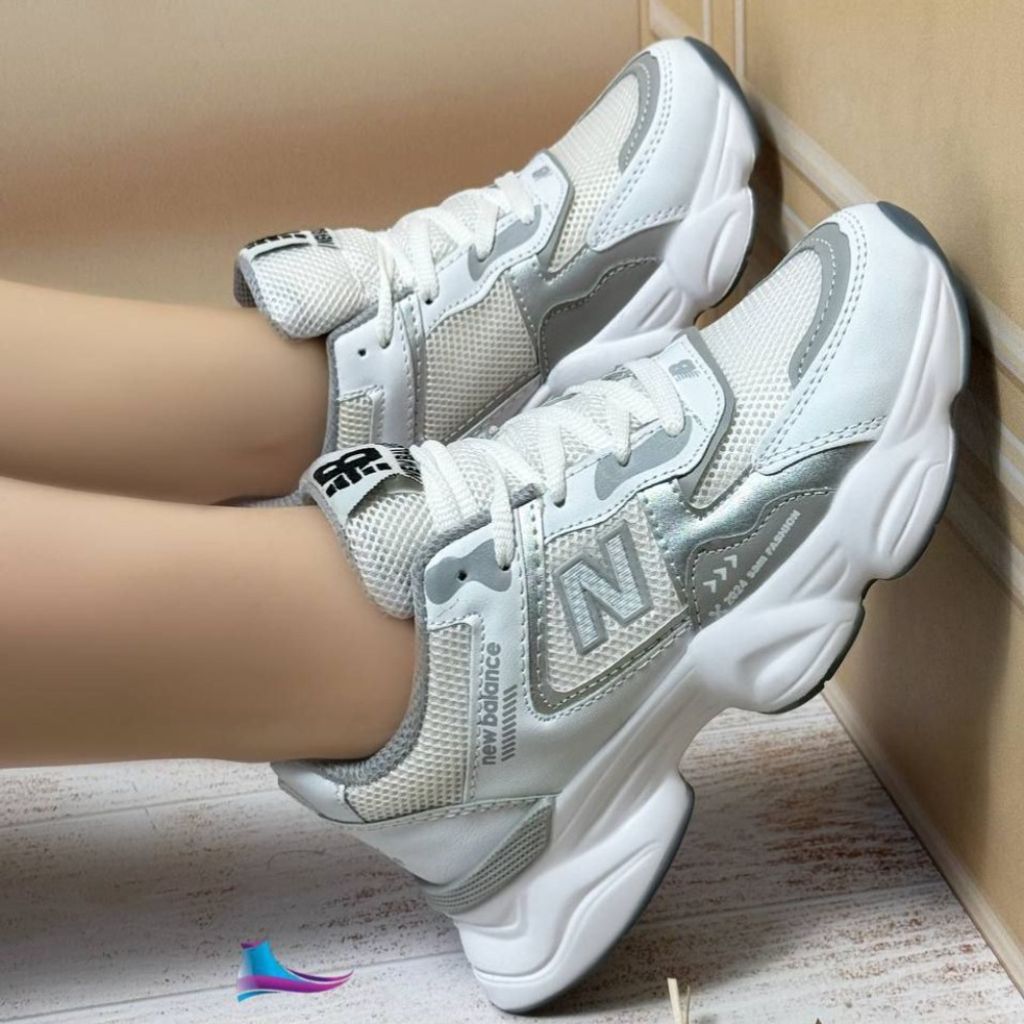 خرید اینترنتی کتونی شیک اسپرت