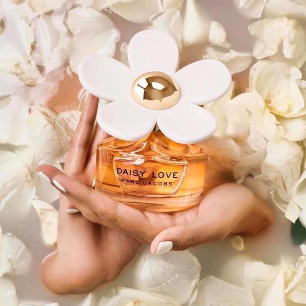مشخصات تستر اروپایی عطر ادکلن مارک جاکوبز دیزی لاو | Marc Jacobs Daisy Love