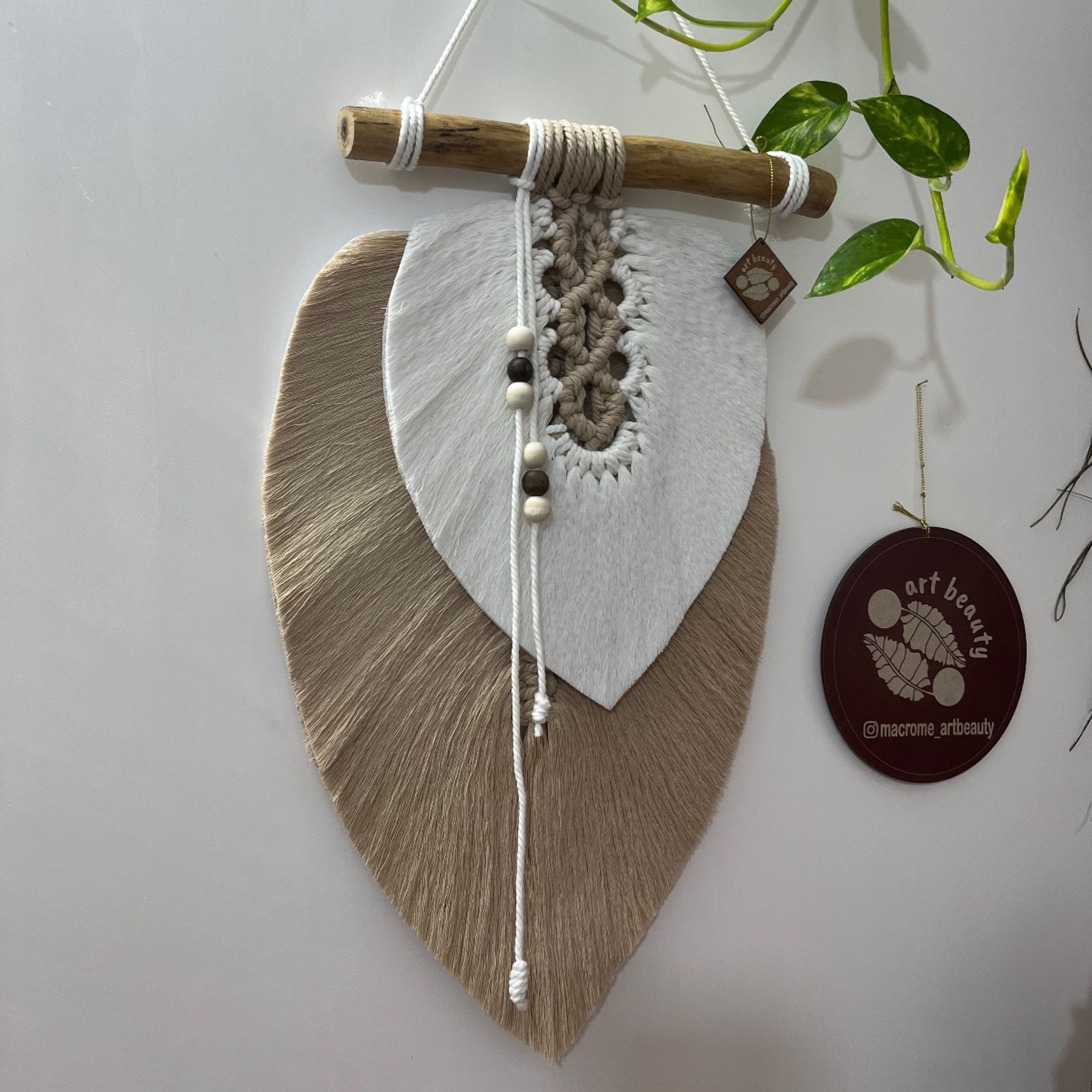 خرید اینترنتی دیوارکوب دوبرگ طرح دار مکرومه بافی مدل سنتی
